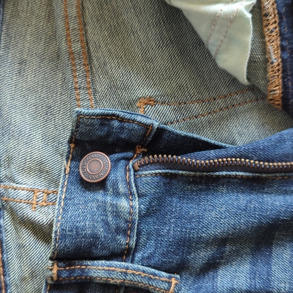 Old Navy Men's Distressed Skinny Jeans - Picture 3 of 9